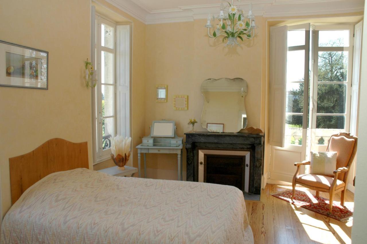 Chambres & Studios Chateau Saint Vincent 巴扎斯 外观 照片