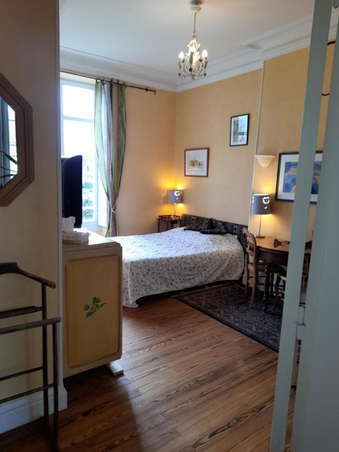 Chambres & Studios Chateau Saint Vincent 巴扎斯 外观 照片