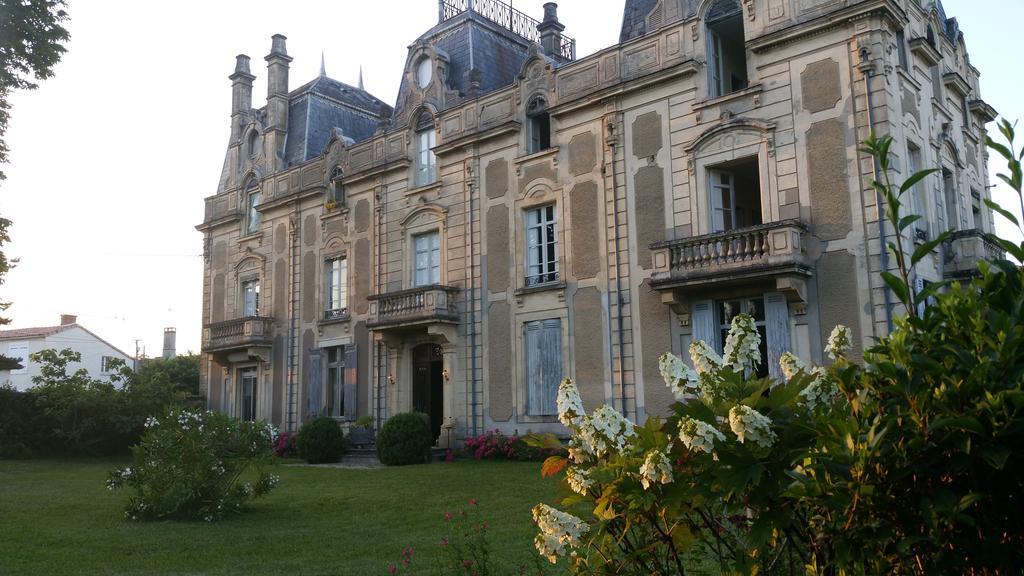 Chambres & Studios Chateau Saint Vincent 巴扎斯 外观 照片